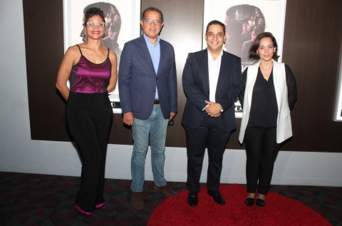 Realizan Presentación de la Película Dominicana  "Mis 500 Locos"