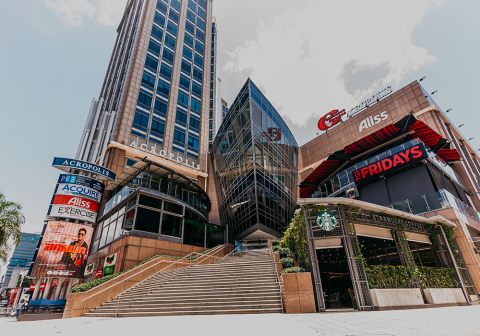 Caribbean Cinemas informa el cierre de operaciones de las salas de cine en Acr&oacute;polis Business Mall