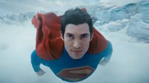 James Gunn apuesta por la uni&oacute;n, no por la rivalidad 